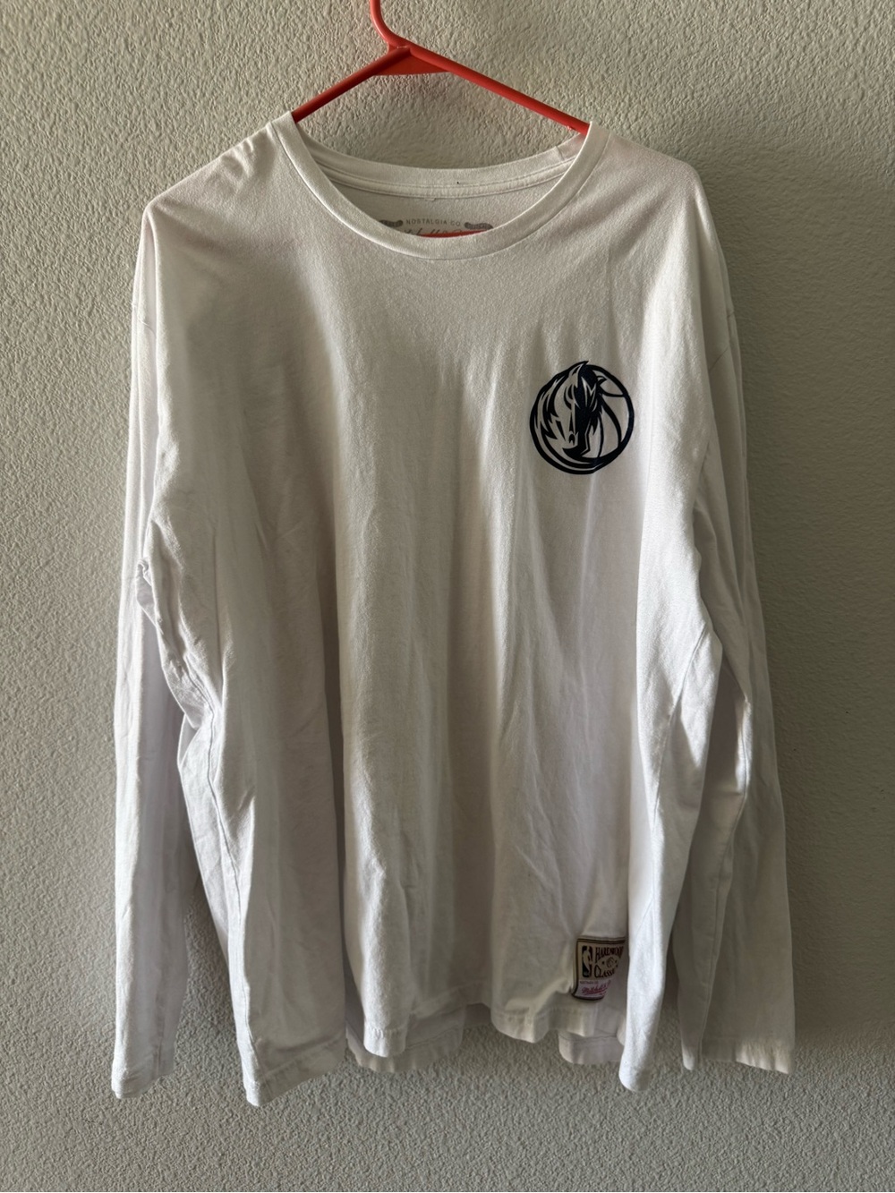 Mitchell & Ness Dirk Dallas Mavericks Retirement Long Sleeve Tshirt 2XL